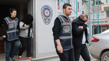 Çalıştığı Bankayı 2 Milyon Tl Dolandırdı