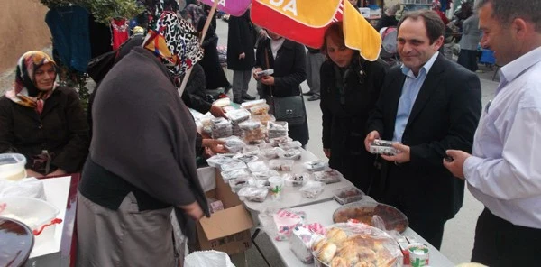 CHP İl Başkanı Ecevit Keleş Kermes Ziyareti