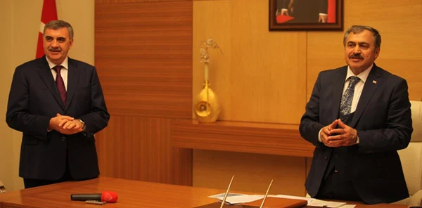 Eroğlu: "Sapanca'da Küçük Bir Yerimiz Var"