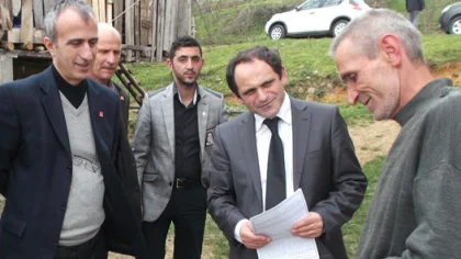 CHP'den Harmantepe'de Çat Kapı Ziyaret