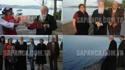 Gençlere Kısmet Bilekliği Dağıttı