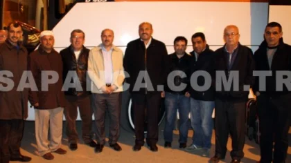 Sapanca Umre Yolcularını Dualar ile Uğurladı