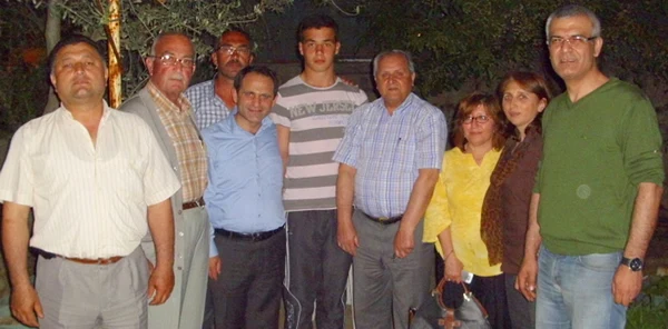 CHP Güreşçi Başol'u Tebrik Etti