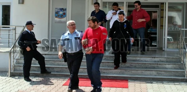 O Canilerden İkisi Tutuklandı Biri Sınır Dışı Edildi