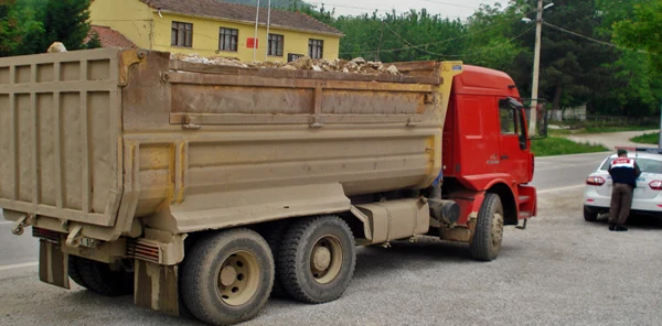 Sapanca İlçe Jandarma Komutanlığına Bağlı Trafik Ekipleri Denetimlerini Arttırdı