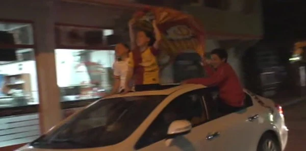 Sapancalı Galatasaraylılar Şampiyonluğu Böyle Kutladı