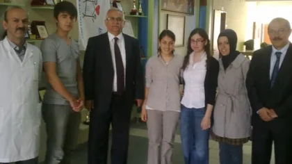 Liselerarası Bilgi Yarışmasında Sapanca Anadolu Lisesi Finale Kaldı