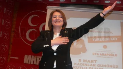 Oya Arapoğlu Adaylık için İlk Adımı Attı! Görevinden İstifa Etti