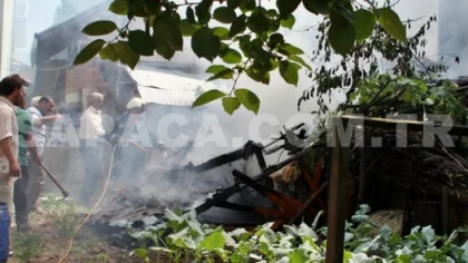 Sapanca'da Korkutan Yangın!
