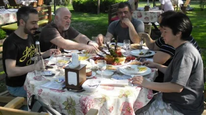 Ünlü Tiyatro ve Sinema Oyuncusu Güven Kıraç'ta Sapancalı Oldu