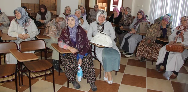 Sakaryalı Hacı Adayları Kutsal Yolculuğa Hazırlanıyor