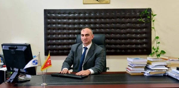 Sapanca Myo Müdürü Aydın Yılmazer Trafik Kazası Geçirdi