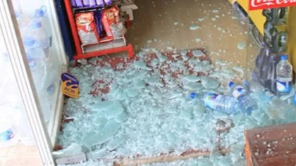 8 Bin Lira Değerinde Sigara Çaldılar