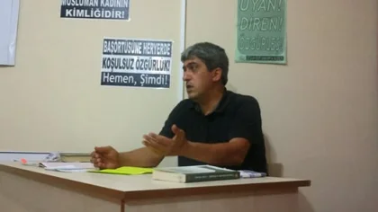 Sakarya Özgür-Der Şubesi Öncü Şahsiyetler Seminerlerinin Sonuncusu Yapıldı