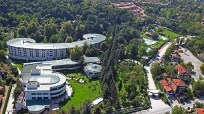 Yemyeşil Doğa ve Havuz Keyfi Güral Sapanca'da