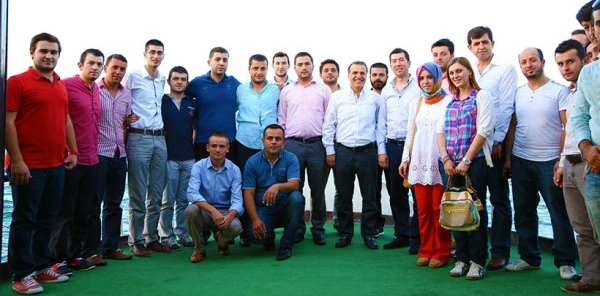 Ak Gençler İftarda Sapanca'da Buluştu