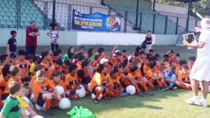 İsmail Yılmaz Yaz Spor Okulunu Ziyaret Etti