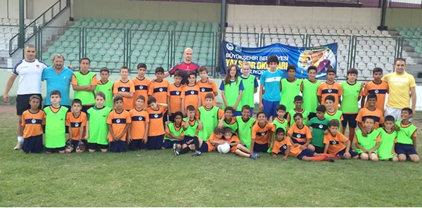 Sapancalı Hakemler Sapanca Yaz Futbol Okulunu Ziyaret Etti