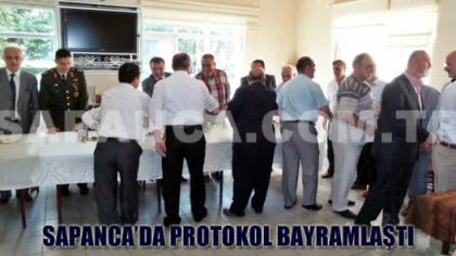 Sapanca Protokolü Bayramlaşma Töreninde Vatandaşlar ile Bir Araya Geldi