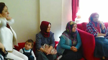 AK Parti Sapanca Kadın Kolları Yönetimi Mahalle Gezilerine Devam Ediyor