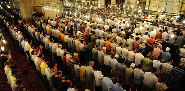 Sapanca'da Bayram Namazı Saat Kaçta Kılınacak? İşte Cevabı