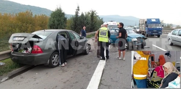 Sapanca Tem Otoyolundaki Trafik Kazasında Gülcan ve Nebahat Sağıroğlu Yaralandı