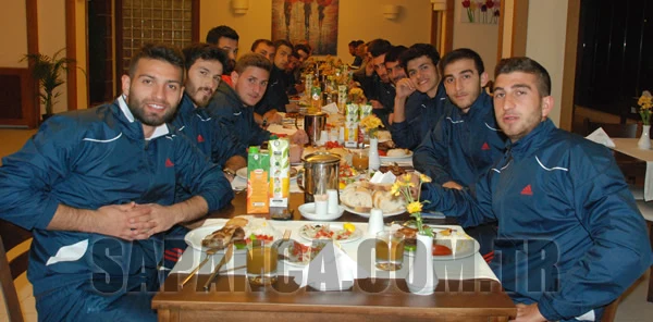 Sapancaspor'a Moral Yemeği