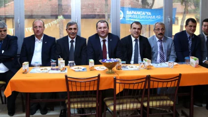 AK Parti Sapanca Bayramlaştı