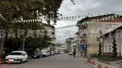 Sokaklar Yeşil-Beyaz