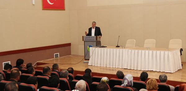Zeki Toçoğlu: 'Hedefimiz 17 Belediye'
