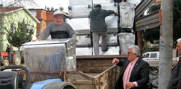 8 İlçenin Köylerindeki Katı Atıklar Toplanıyor