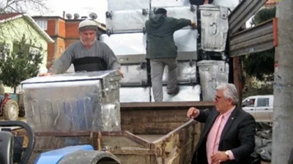 8 İlçenin Köylerindeki Katı Atıklar Toplanıyor