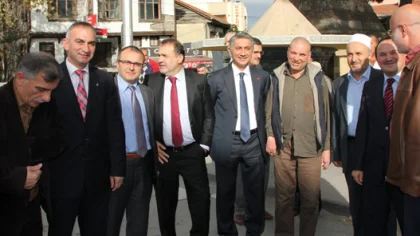 Sapanca Kaymakamlığı 2 Bin Kişiye Aşure Dağıttı