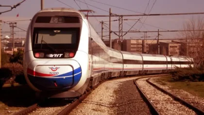 Yht Hattına Elektrik Veriliyor