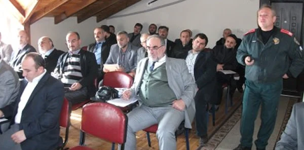 Sapanca'da Görev Yapan Din Görevlilerine 'Temel Afet Bilinci' Eğitimi
