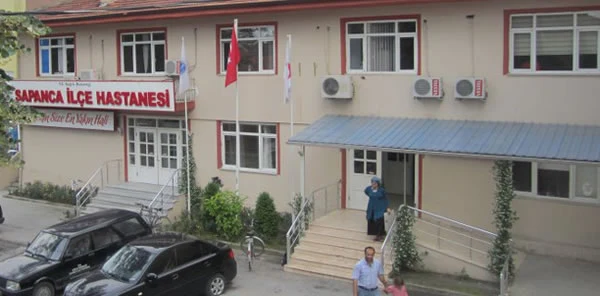 Sapanca İlçe Hastanesi'nde Müdür Değişti