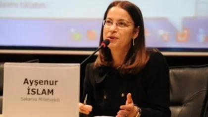 Aile Bakanı Ayşenur İslam Kimdir?