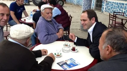 Ecevit Keleş'e Yoğun İlgi