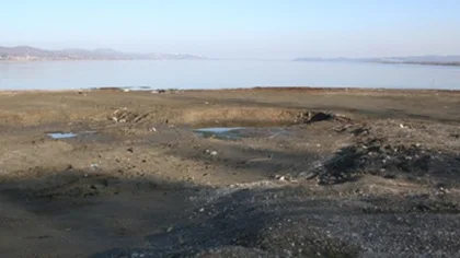 Sapanca Gölünü Besleyen Dere Kurudu
