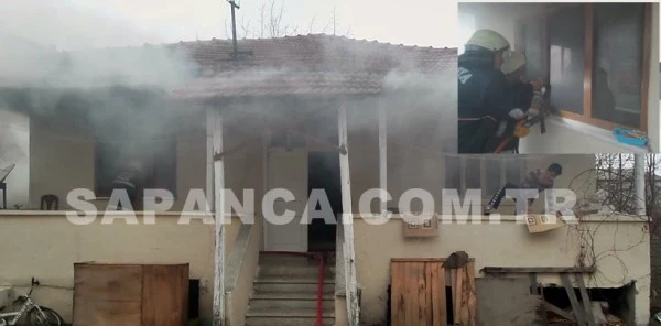 Sapanca'da Korkutan Yangın