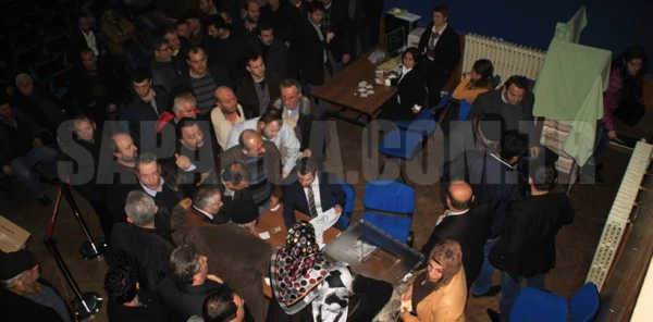 Sapanca Esnaf ve Sanatkarlar Odası Seçimlerinde Oy Verme İşlemi Sona Erdi.