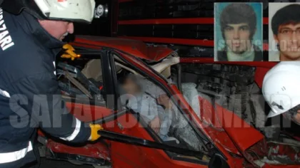 Sapanca'da Otomobil Tır'ın Altına Girdi: 2 Ölü, 3 Yaralı