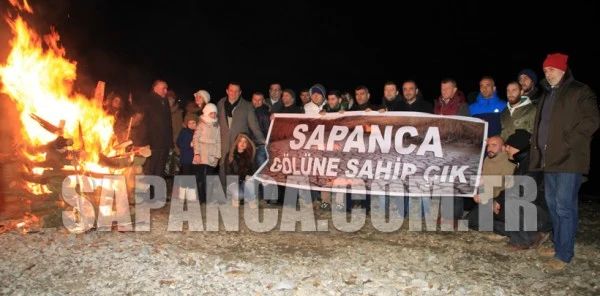 Gölder'den Şairane Basın Bildirisi: 'Sapanca Gölü, Sevgilim'