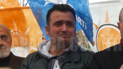 Bakan Konuştu O Ağladı