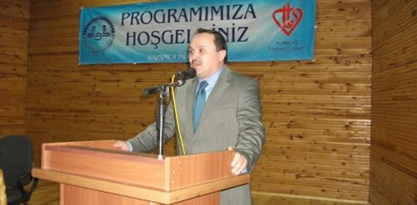 'Çanakkale Zaferi ve Şehitlik' Konulu Konferansa Yoğun İlgi