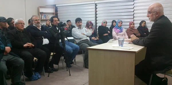 'Resuller Vahye göre Örneklik Yaparlar'