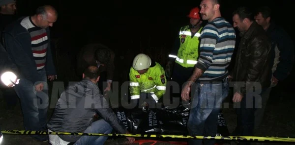 Tarlayı Sürerken Su Kanalına Düştü