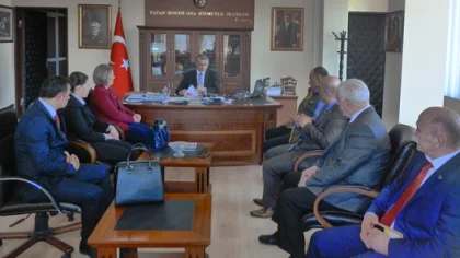 Arapoğlu ve Ekibinden Kaymakam'a Ziyaret