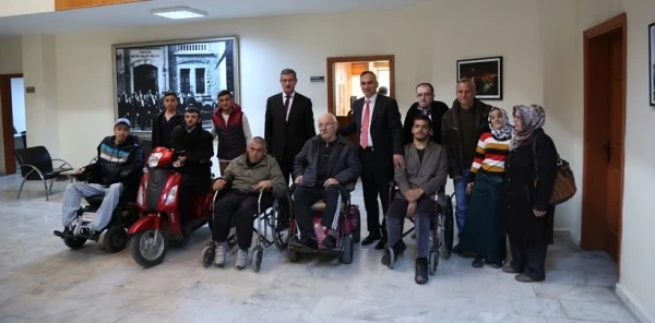Engelliler Derneği'nden Başkan Yılmazer'e Tebrik Ziyareti