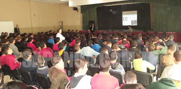 Sapanca'da 'Madde Bağımlılığı ve Korunma Yolları' Konferansı
